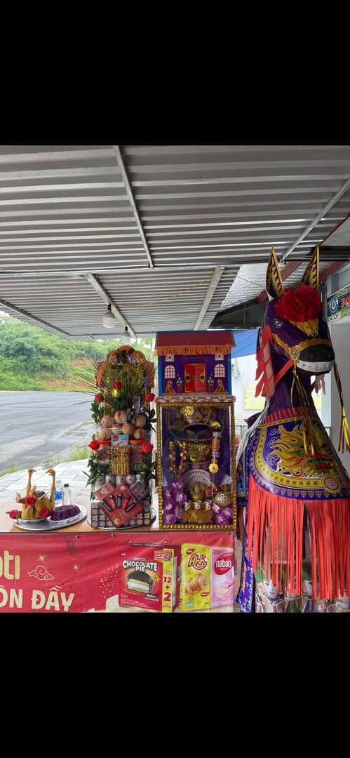 dịch vụ sắp lễ đền ông Hoàng Bẩy 5